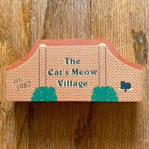 Cat’s Meow 1982 brick signage.